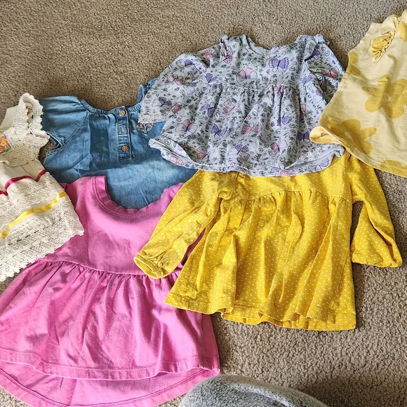 Colorful Baby Clothing Bundle - Picture 2 of 10